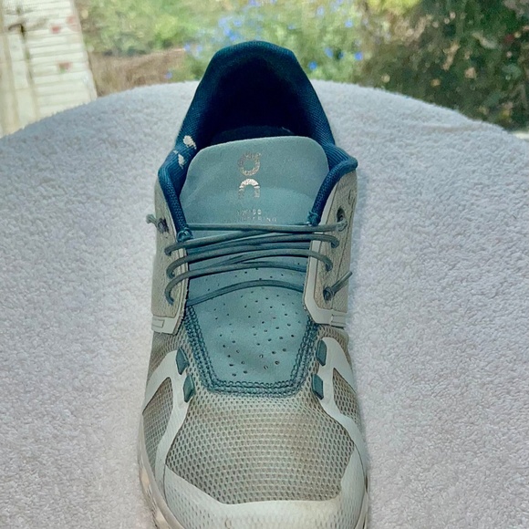 Women's Light Blue On Clouds Size 9 - Picture 4 of 7